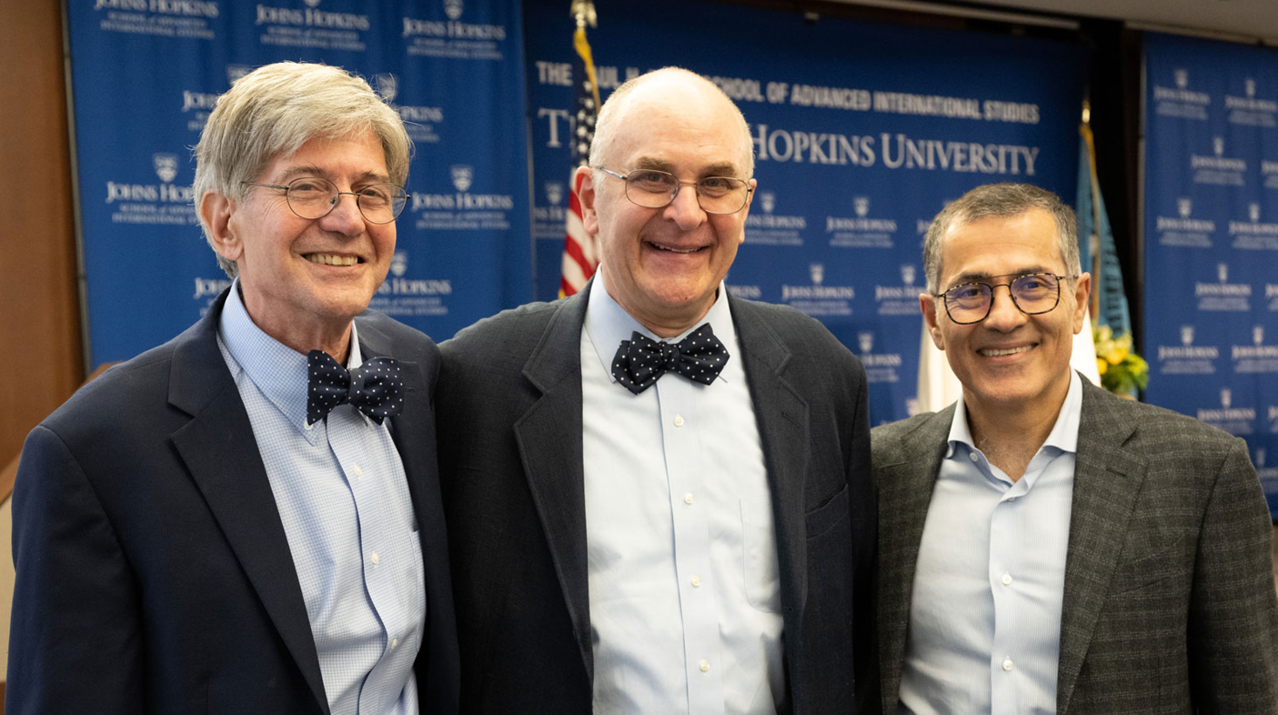 Johns Hopkins SAIS Unveils Official Portrait of Former SAIS Deans